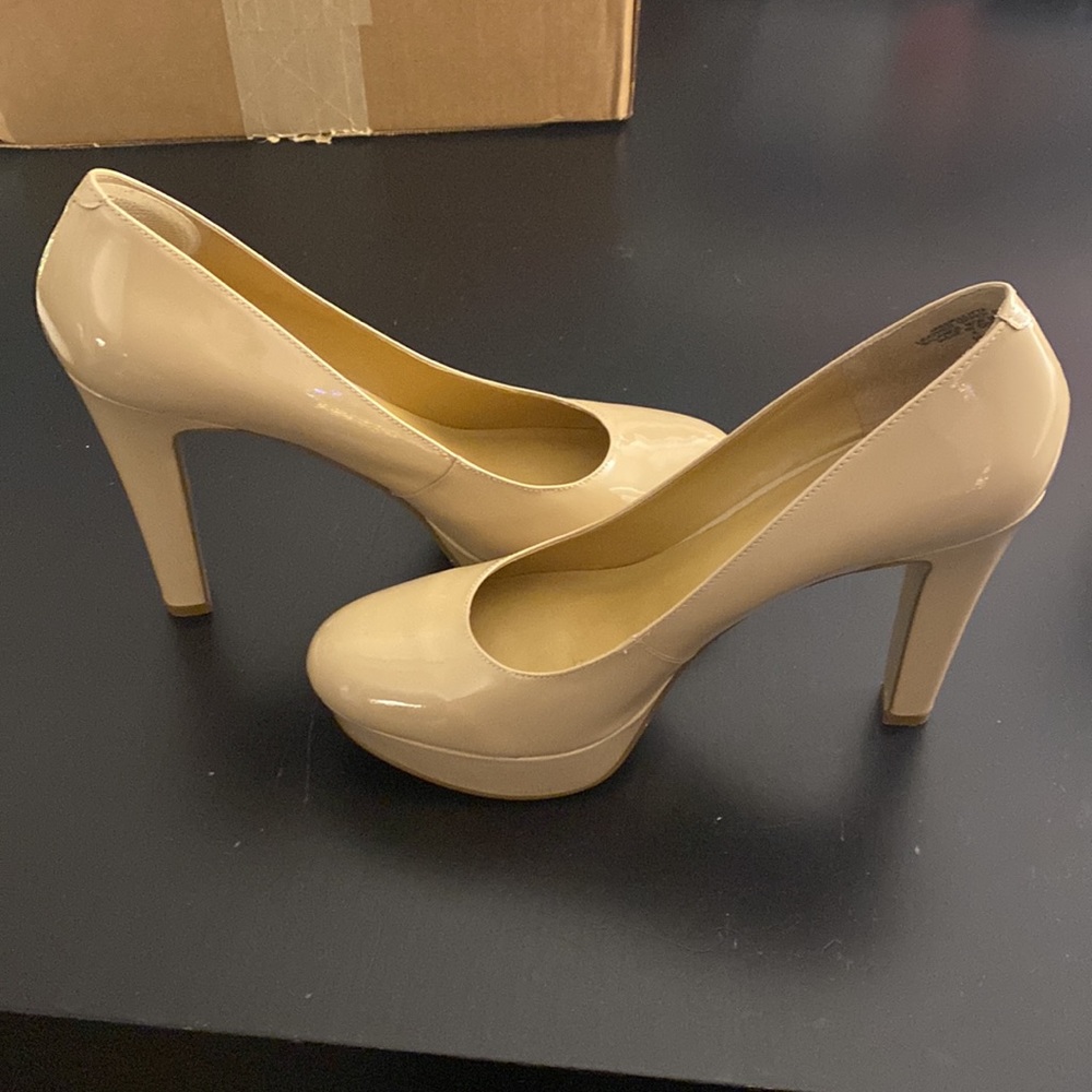 Nine West 5” Nude Platform Heels